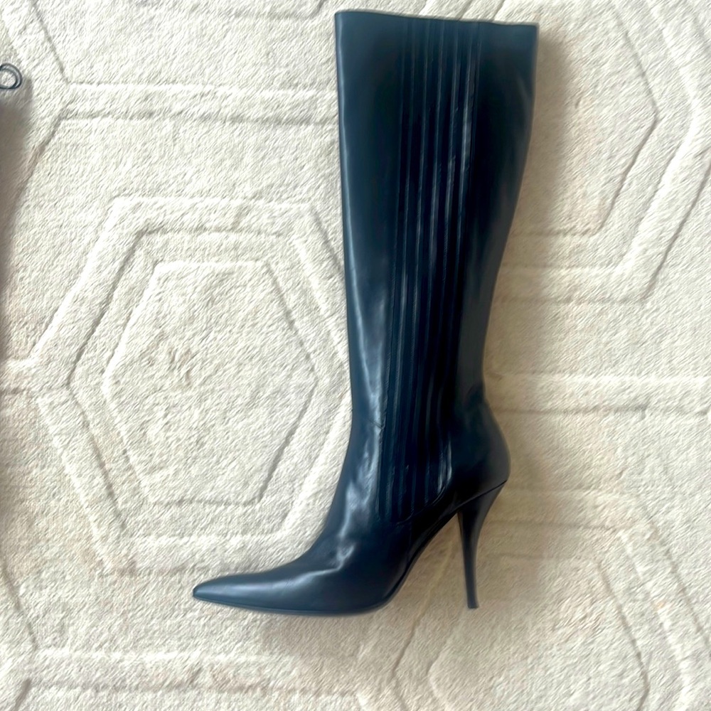 Knee length black stiletto leather boots size 40.